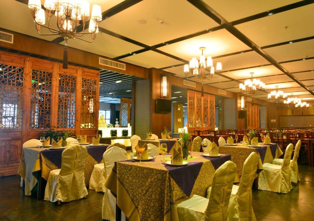 Barry Boutique Hotel Sanya Extérieur photo